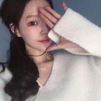 安静的做个美少女 记忆像一潭泥沼，我深