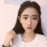 业余诗人. 躲避人群，在安静的角