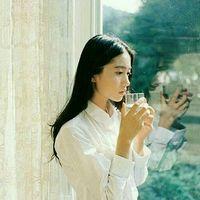 别让孤独住进你心 伤感意境女生头像 不管有多么放不下，每