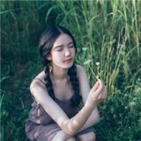 胡桃阿宝 你笑得灿烂刺痛我眼