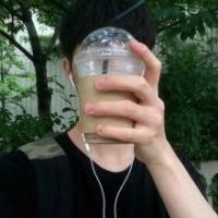 我们没人喜欢孤独，却