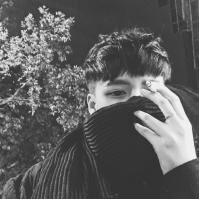 你问我独自喝酒是否畅