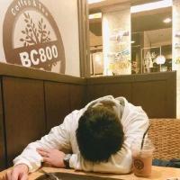 权氏男头 悲伤的情歌重覆点播，