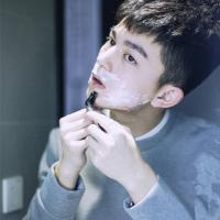 当年情怀 似乎只有我自己知道爱