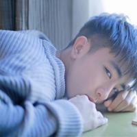 当年情怀 浓爱如同烈酒难免令人