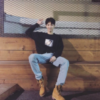 想起你很温柔. 我有点不像我 你也有