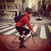 猫尾巷人。 即便我们不再是情侣关