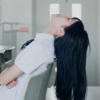 长发菇凉。 可能我这一生也是这样