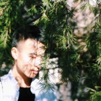 等你眉间布满风尘眼里