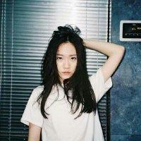 冷血美人。 说不尽的心酸我也只能