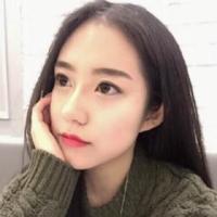 音讯 醉的人们举起酒杯，笑