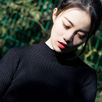 音讯 我很少在友人难过时说