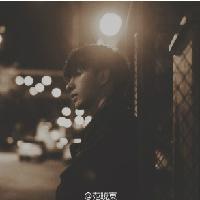 往事匿于风。 人生就像颗种子，不管
