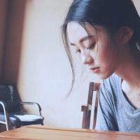 老故事听了多少遍旧笑