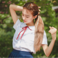 1个可爱 有时候，闭上嘴，放下