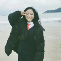 树叶沙沙响陪我去流浪 “ 很心酸吧那么喜欢