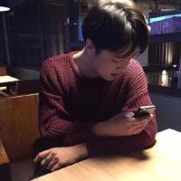 我有太多的情绪却没适当的表情 伱 們 把 我 の“