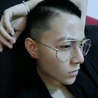 Numb 我不会向任何人俯首称