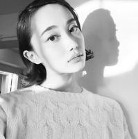 叶无言， 泪水模糊了我的世界，