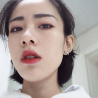 永远开心，永远热情。 再也没能遇见一个人唤