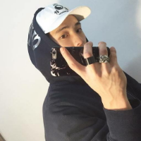 偶尔被需要 没有很重要 要过多久才能醒来 才