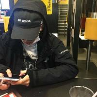 偶尔被需要 没有很重要 要过多久才能醒来 才