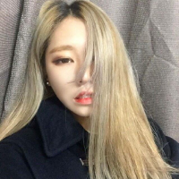 偶尔被需要 没有很重要 最近的状态就是好像在
