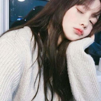 偶尔被需要 没有很重要 在你眼里，她全是美我