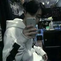 白诺：单枪匹马1个稳 我不希望有人喜欢我是