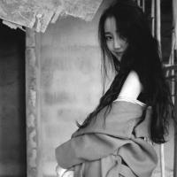 冷美人 白了满头青丝 染了一