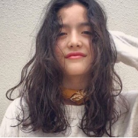 草莓味少女 独抱浓愁只盼梅雨湮断