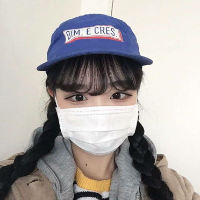 希望喂魔鬼，热情养狂风。 太吵我就不想笑了 六