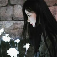少女杀手. 别人等送伞 我却等雨