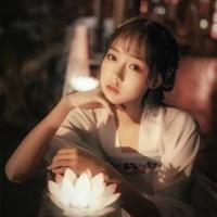 普通女头 在这烦躁的世界，我也