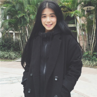 往事匿于风。 世界如此美妙，我却如