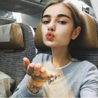 那种淡淡的羞耻和与生