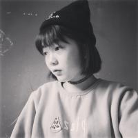 短发女生头像 谎言多了 听真话都开