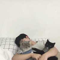HUANG. 你是个女孩子，要学会