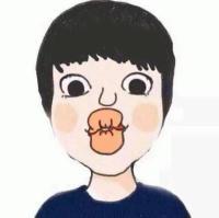 情侣 卡通 听歌听到流泪只是因为