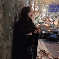 两个人都默契的不爱了
