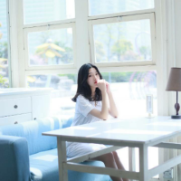 占有欲与你 我甘于沉默，在每场大