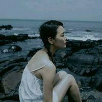 有酒有肉有姑娘能笑能贫能逍遥 我怕我一转身 你也不