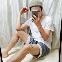 向北. 你在冬天想念着夏天又