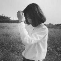 来一波短发女头 学校虽然很穷 但却从