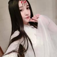 你的笑与刀 蜷缩在这黑夜的寂寞里