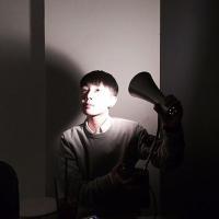 简讯 故事写在纸上总有一个