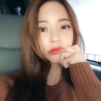 “摸了摸兜发现就剩青春智慧和美貌了” 有了你 我什么都不缺