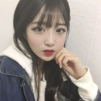 “摸了摸兜发现就剩青春智慧和美貌了” 有了你 我什么都不缺