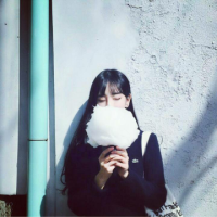 你陪她 我四海为家 高傲的抬起头，再痛也