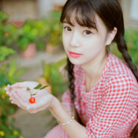 你陪她 我四海为家 高傲的抬起头，再痛也